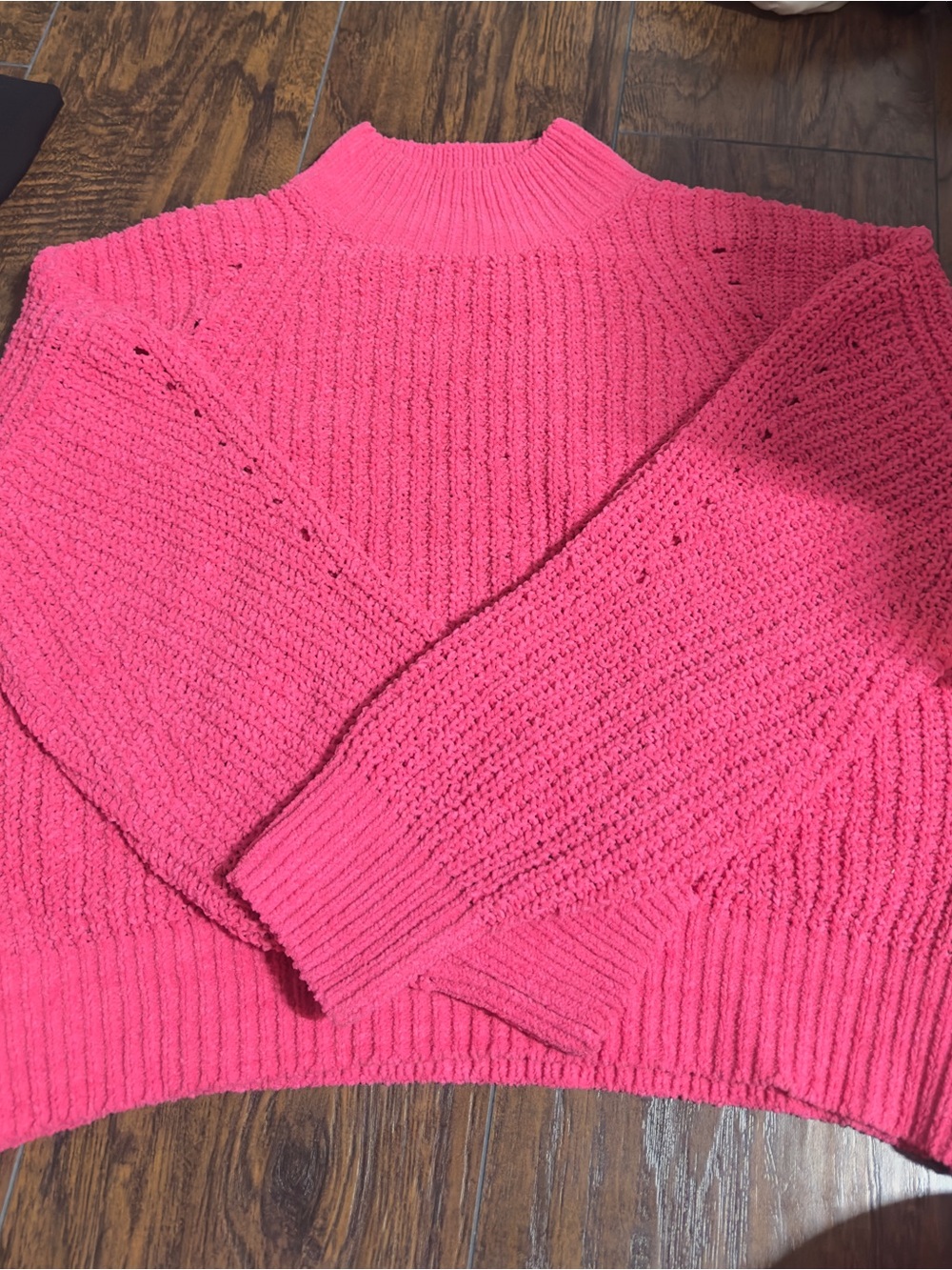 Women’s Hot Pink Ribbed Knit Sweater